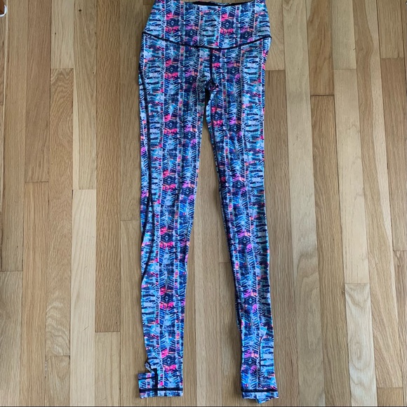 Victoria’s Secret Sport Knockout Stirrup Legging - Picture 2 of 8